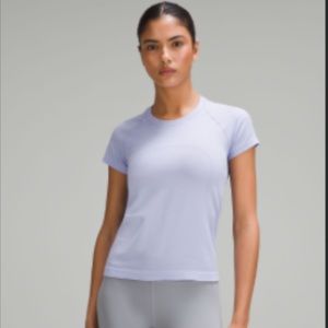 Lululemon womens swiftly tech 2.0 lilac, size 6